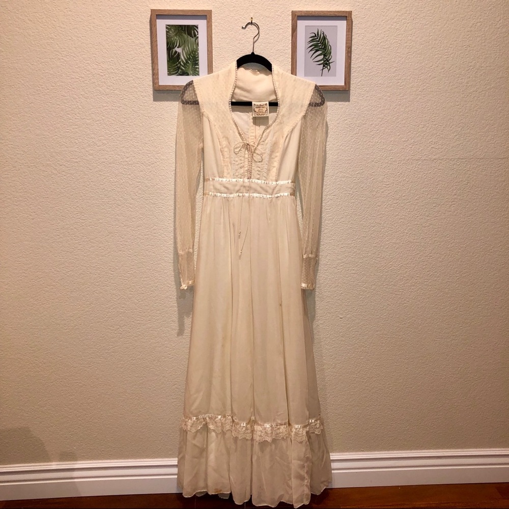 Vintage Gunne Sax Wedding Gown 🌻